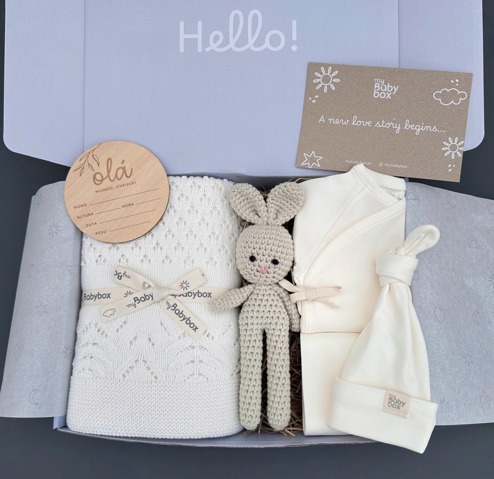 Newborn milk set | White Baby Box | My Baby Box ®