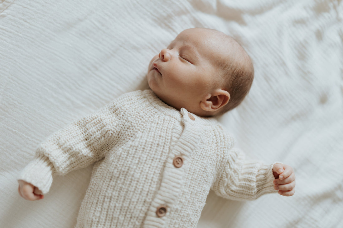 Como Lavar e Cuidar da Roupa do Bebé: Dicas Práticas para Evitar Irritações