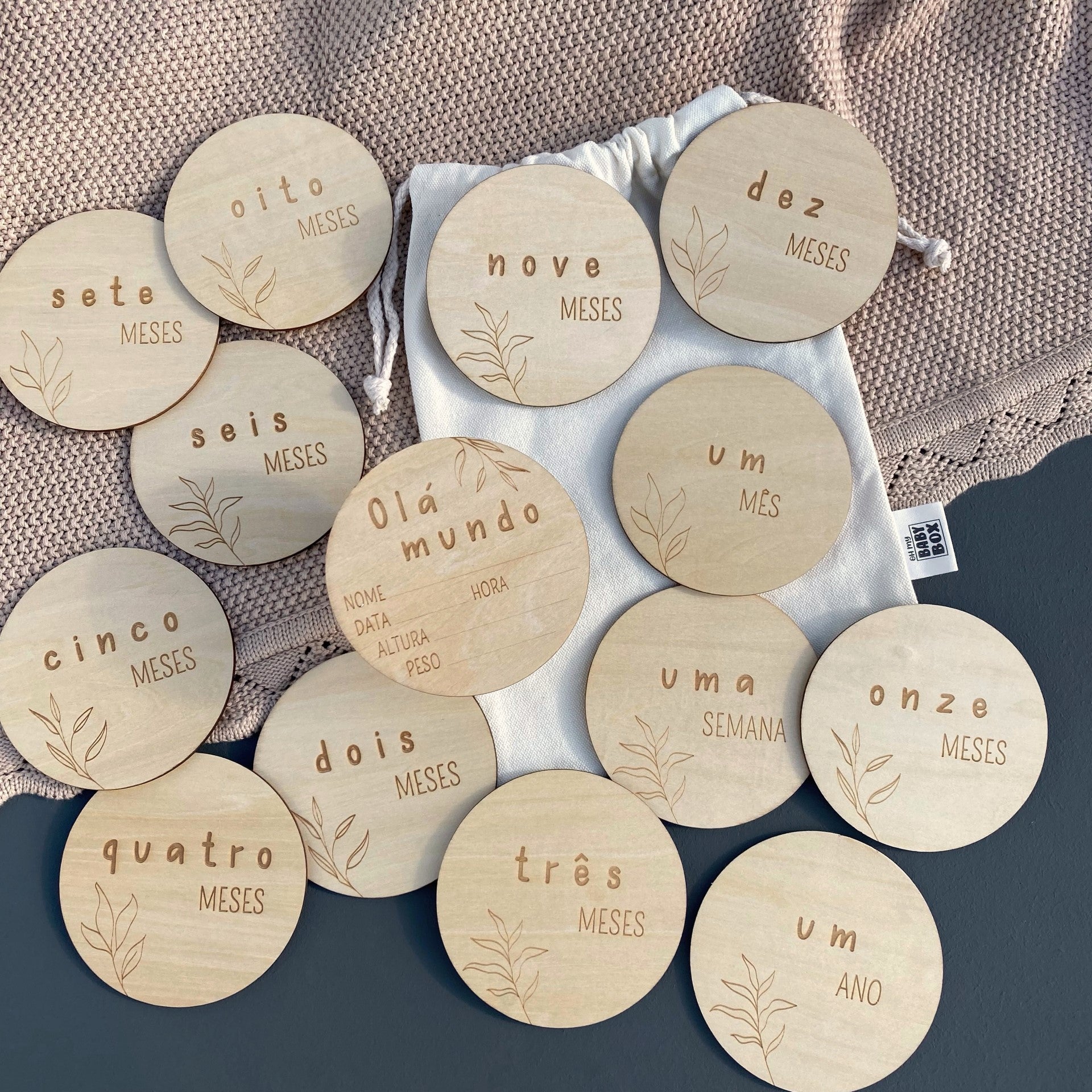 Newborn Maternity Dots