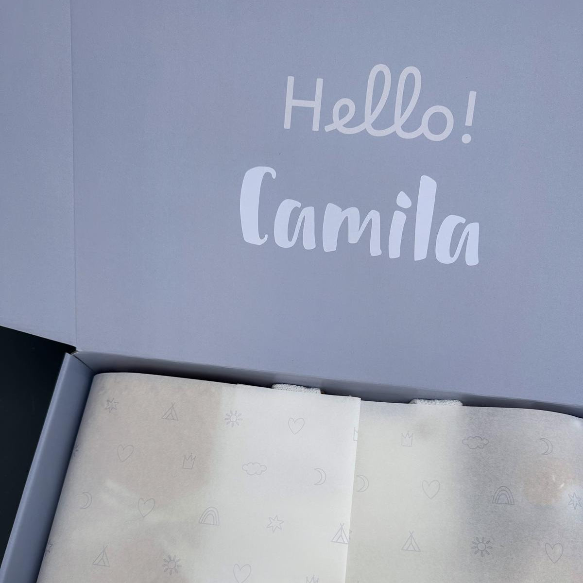 Interior da caixa com nome do bebé personalizado