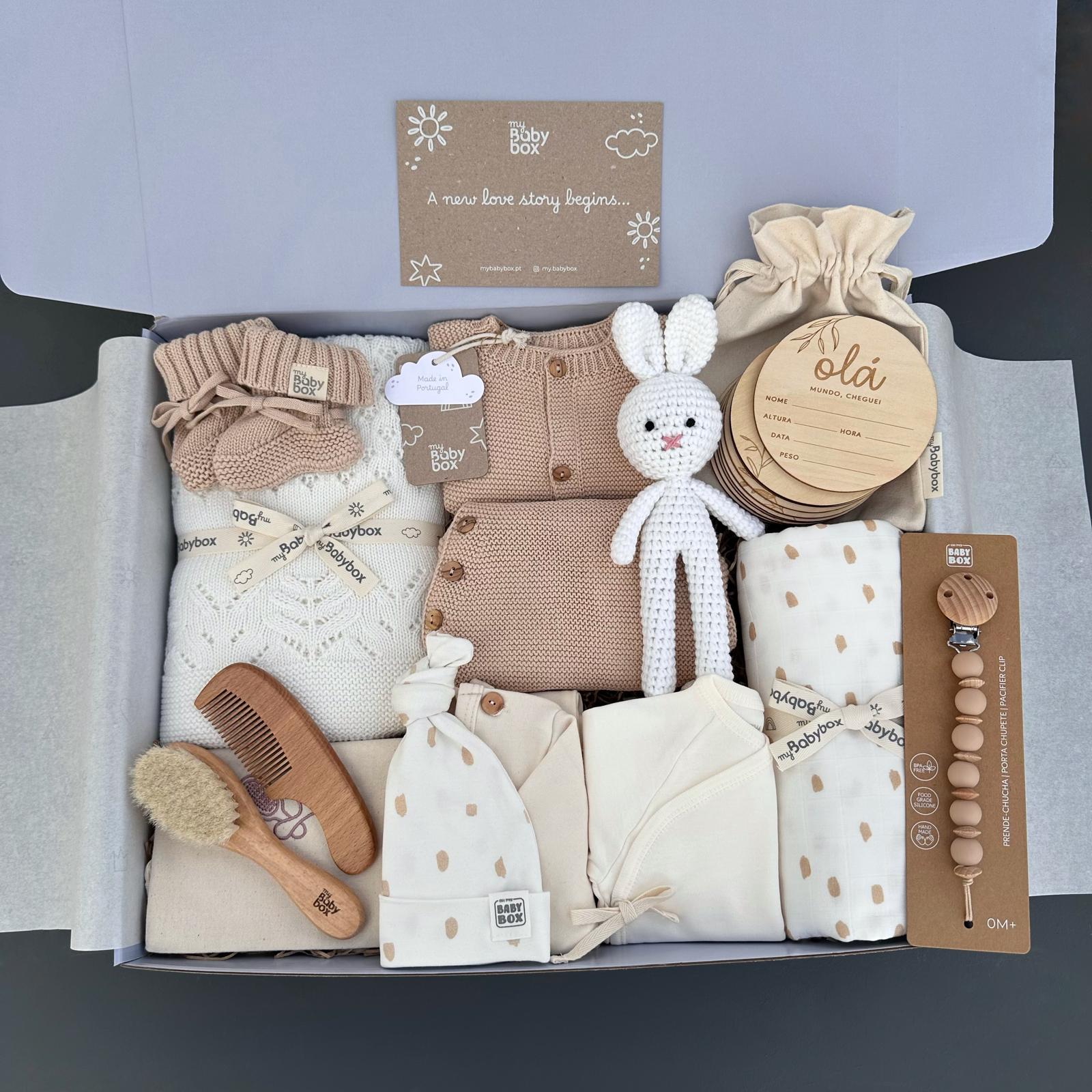 Newborn Maternity Dots