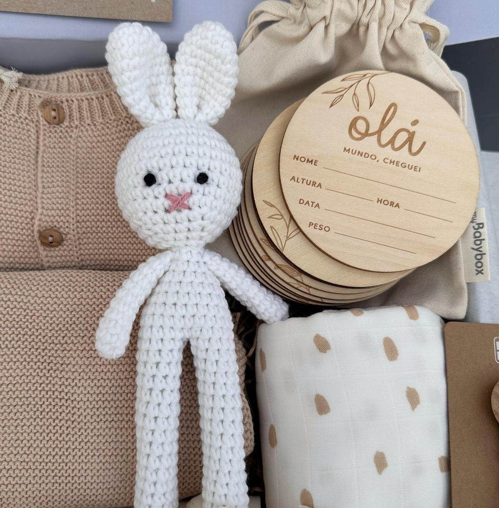 Newborn Maternity Dots