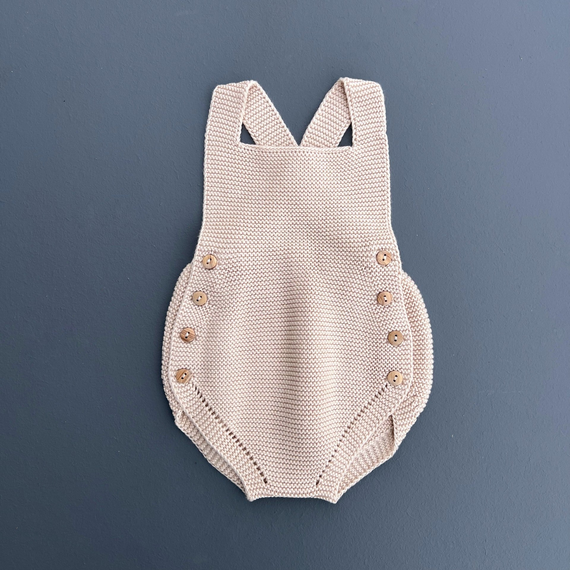 Newborn Maternity Dots