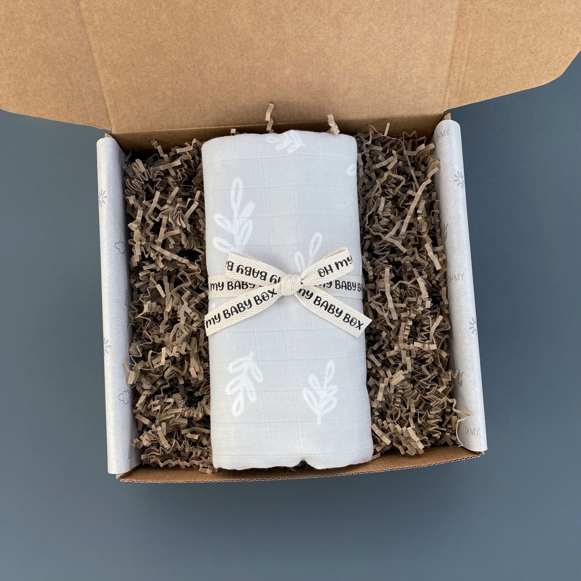 Swaddle Gray Leafs